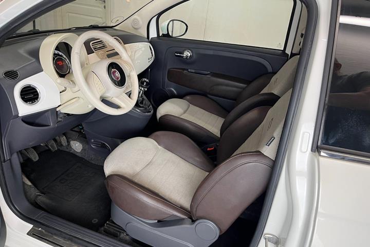Hvid Fiat 500C fra 2011