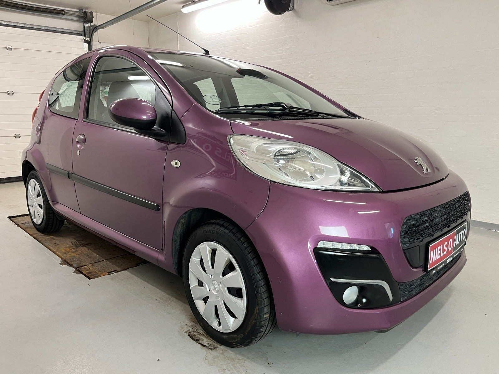 Lilla Peugeot 107 fra 2013