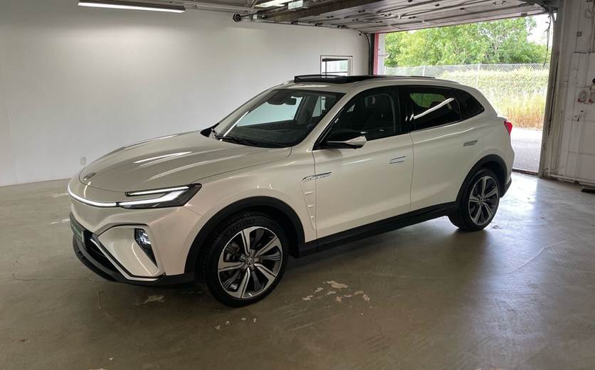 MG Marvel R Luxury
