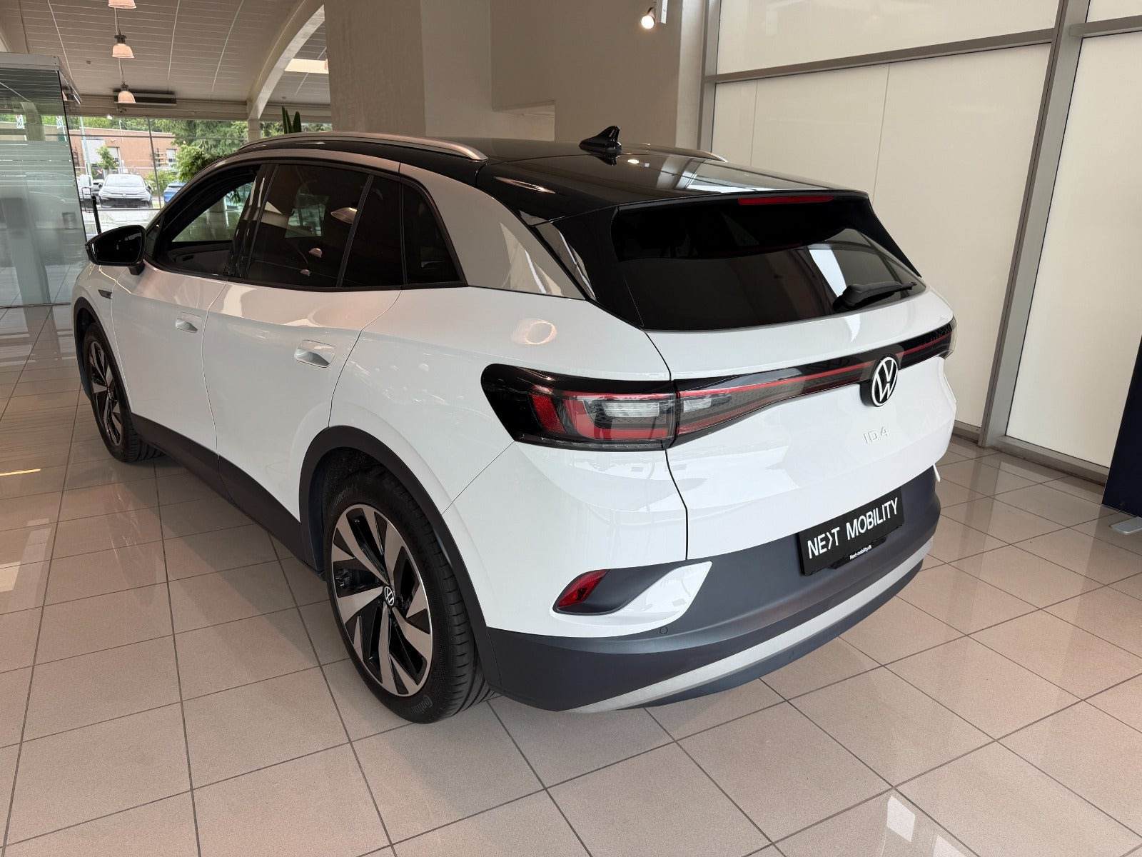 Hvid VW ID.4 fra 2021