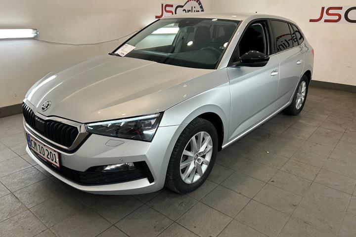 Sølv Skoda Scala fra 2019