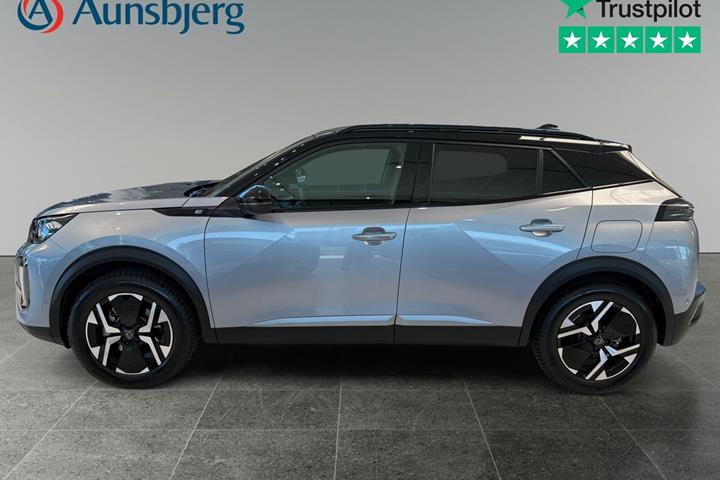 Grå Peugeot e-2008 fra 2025