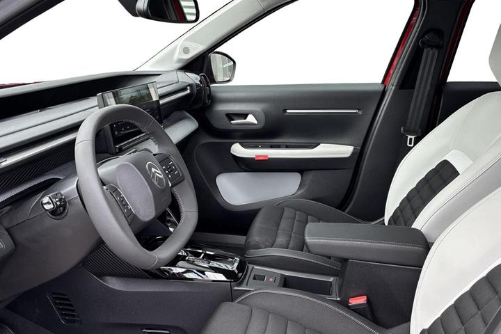 Rød Citroën e-C3 Aircross fra 2025