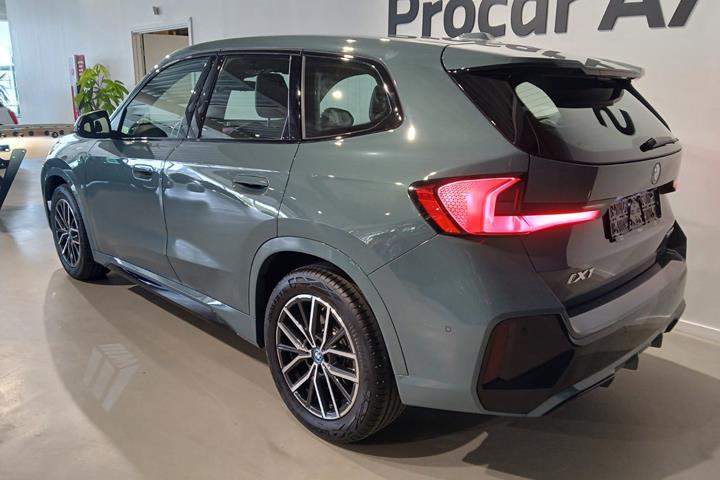 undefined BMW iX1 fra 2025