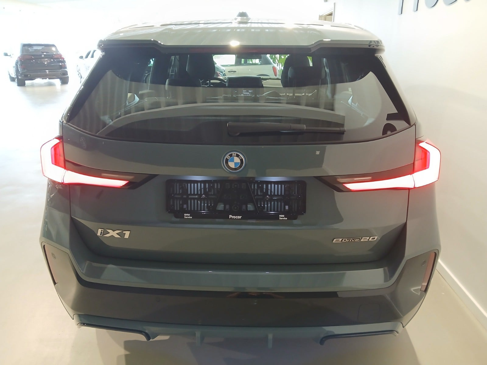 undefined BMW iX1 fra 2025
