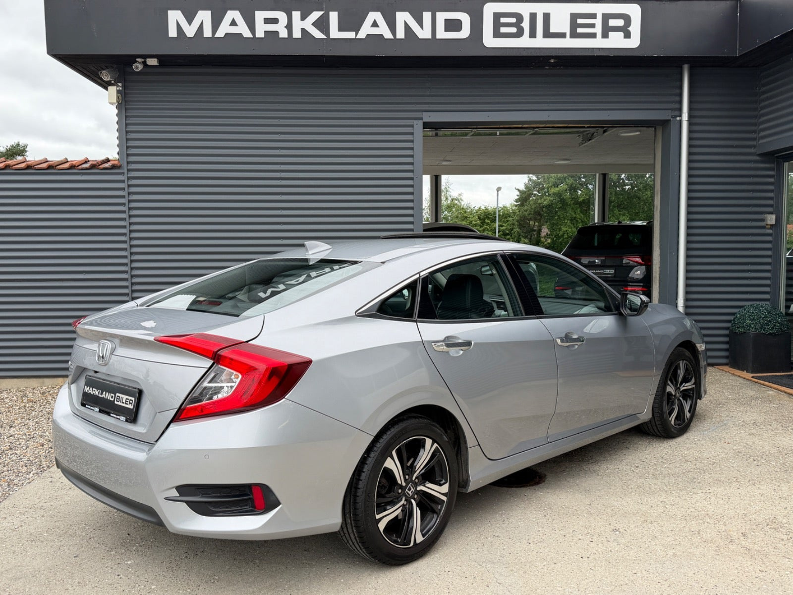 Sølv Honda Civic fra 2020