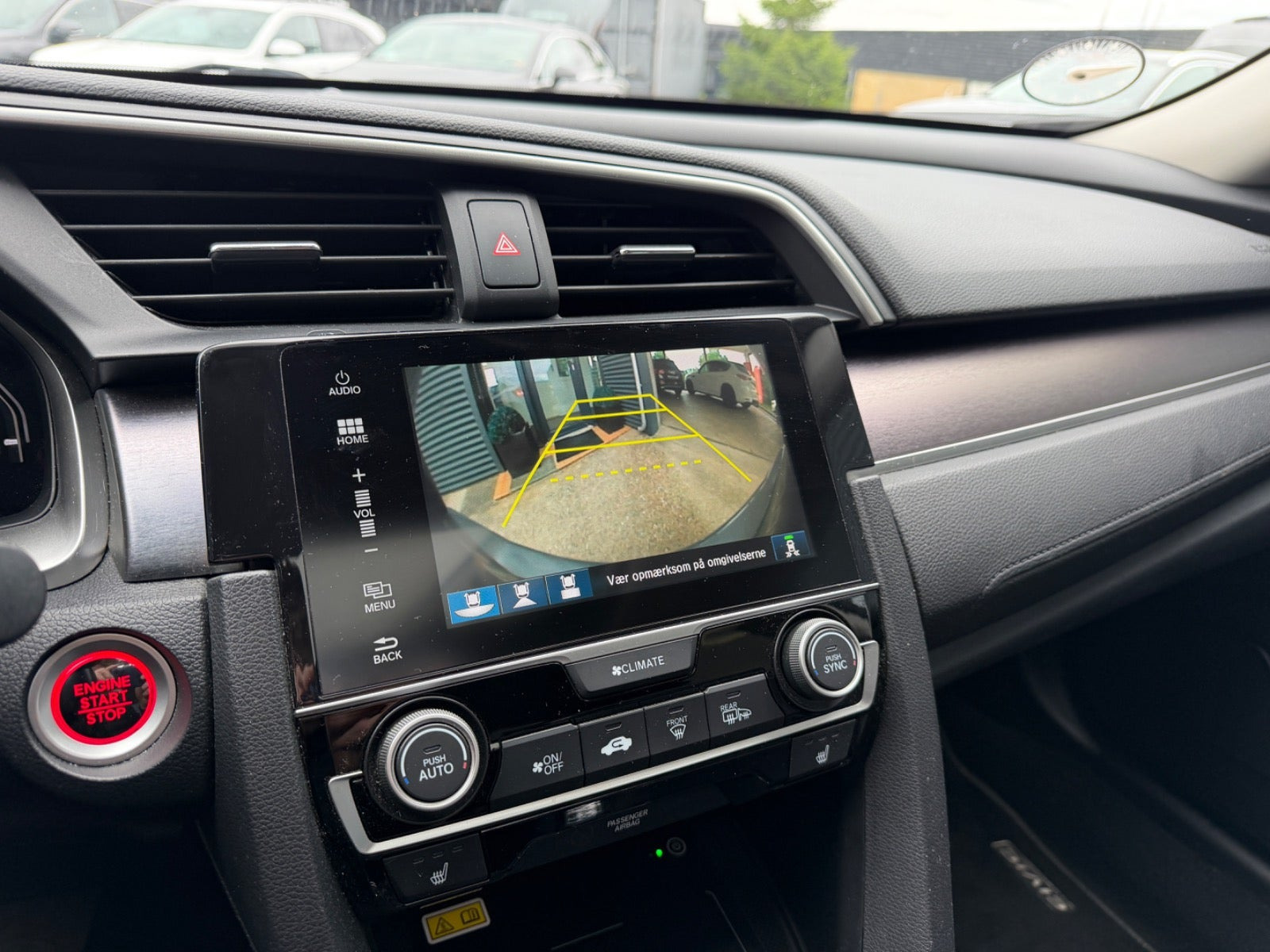 Sølv Honda Civic fra 2020