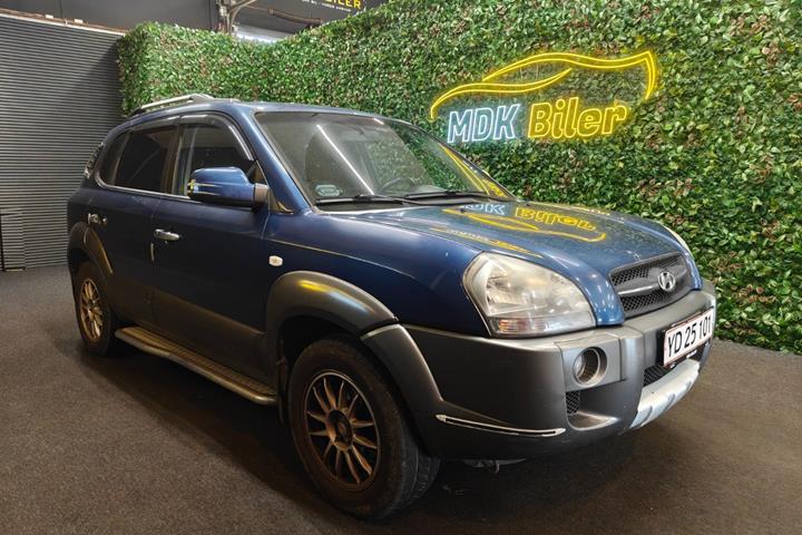 undefined Hyundai Tucson fra 2006 set udefra