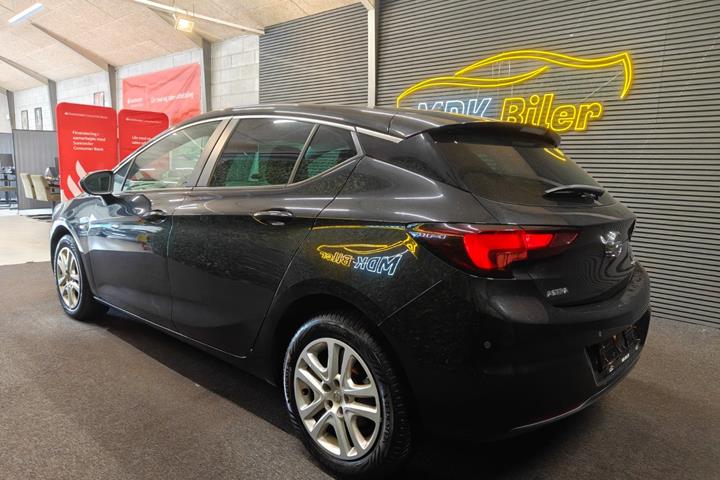 undefined Opel Astra fra 2016