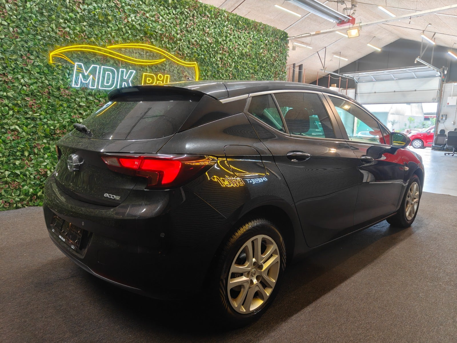 undefined Opel Astra fra 2016