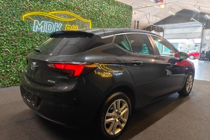 undefined Opel Astra fra 2016