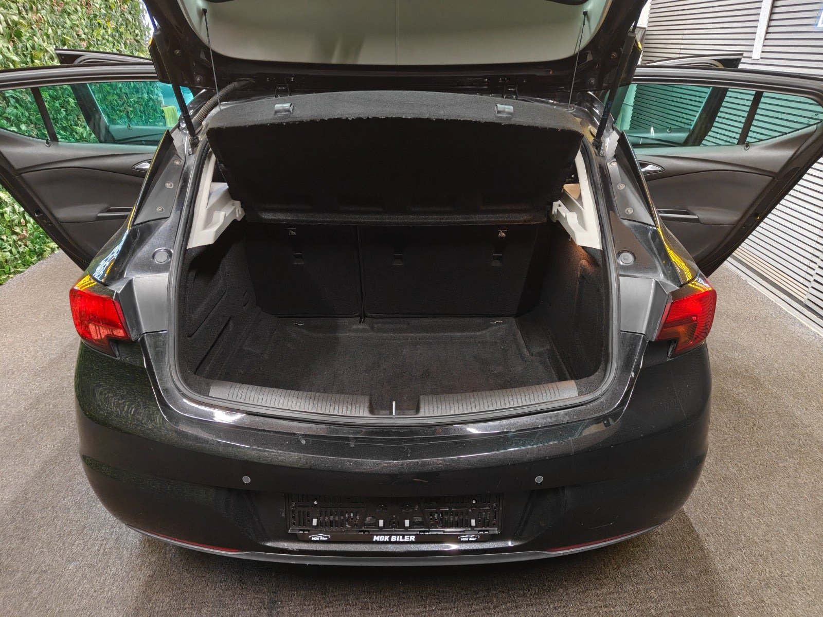 undefined Opel Astra fra 2016