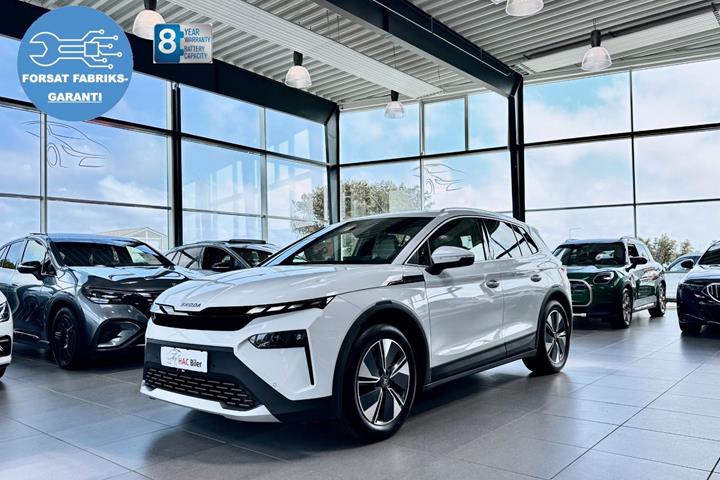 Hvid Skoda Elroq fra 2025 set udefra