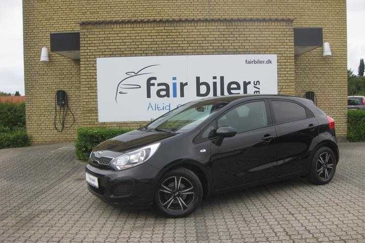 Sort Kia Rio fra 2014