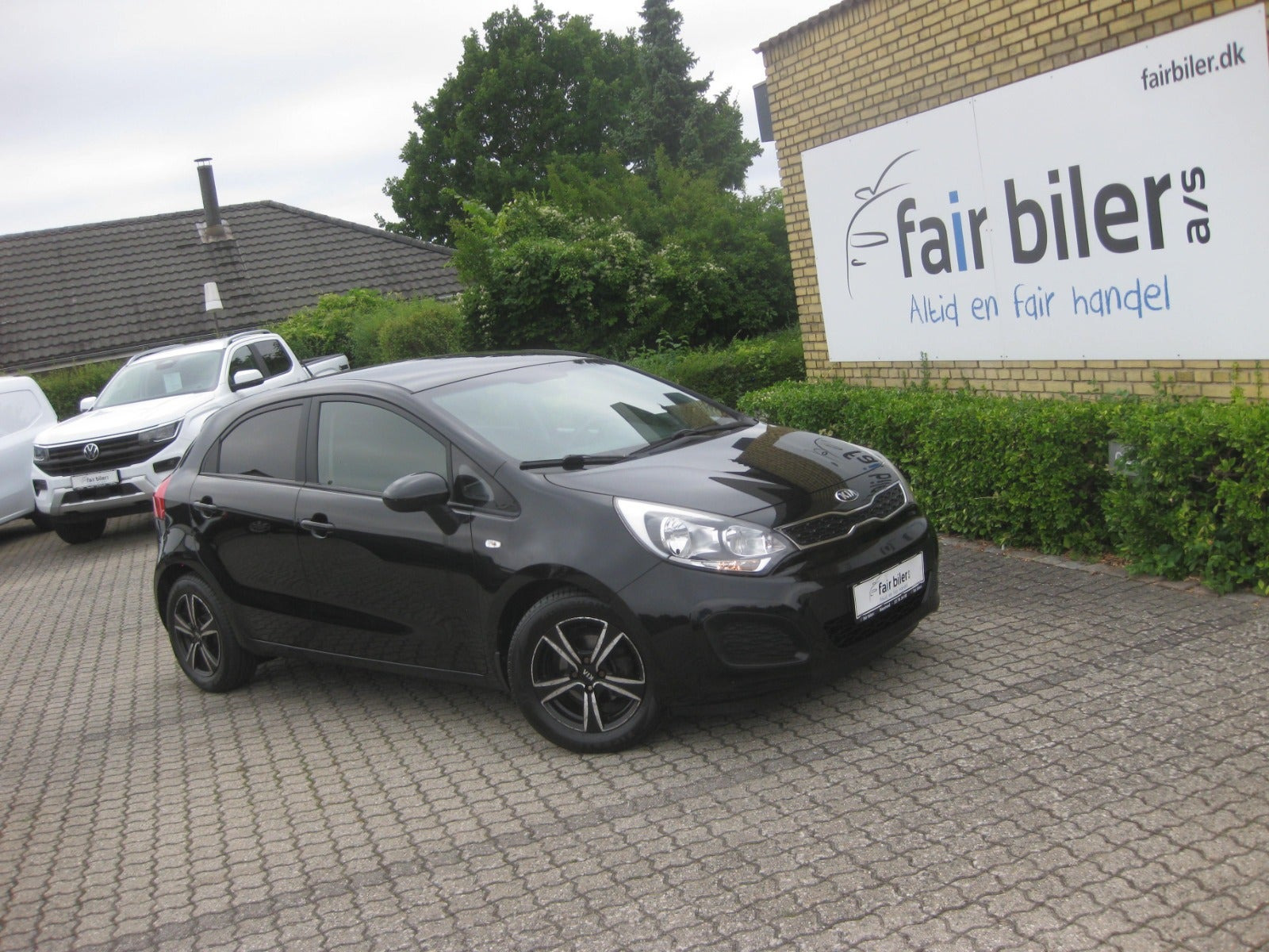 Sort Kia Rio fra 2014