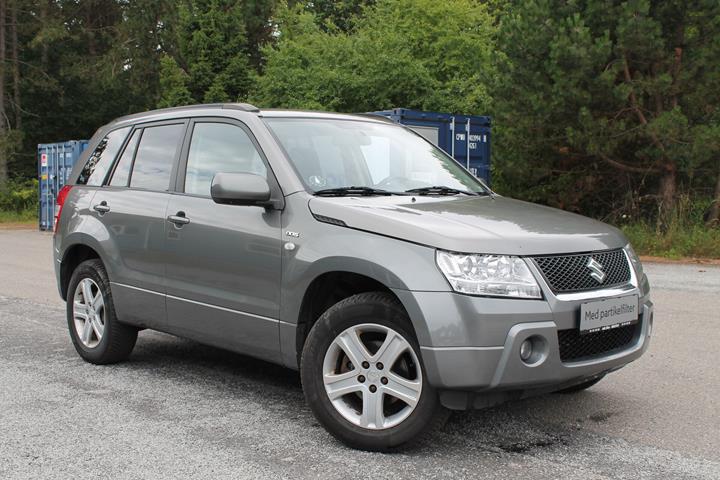 undefined Suzuki Grand Vitara fra 2007 set udefra