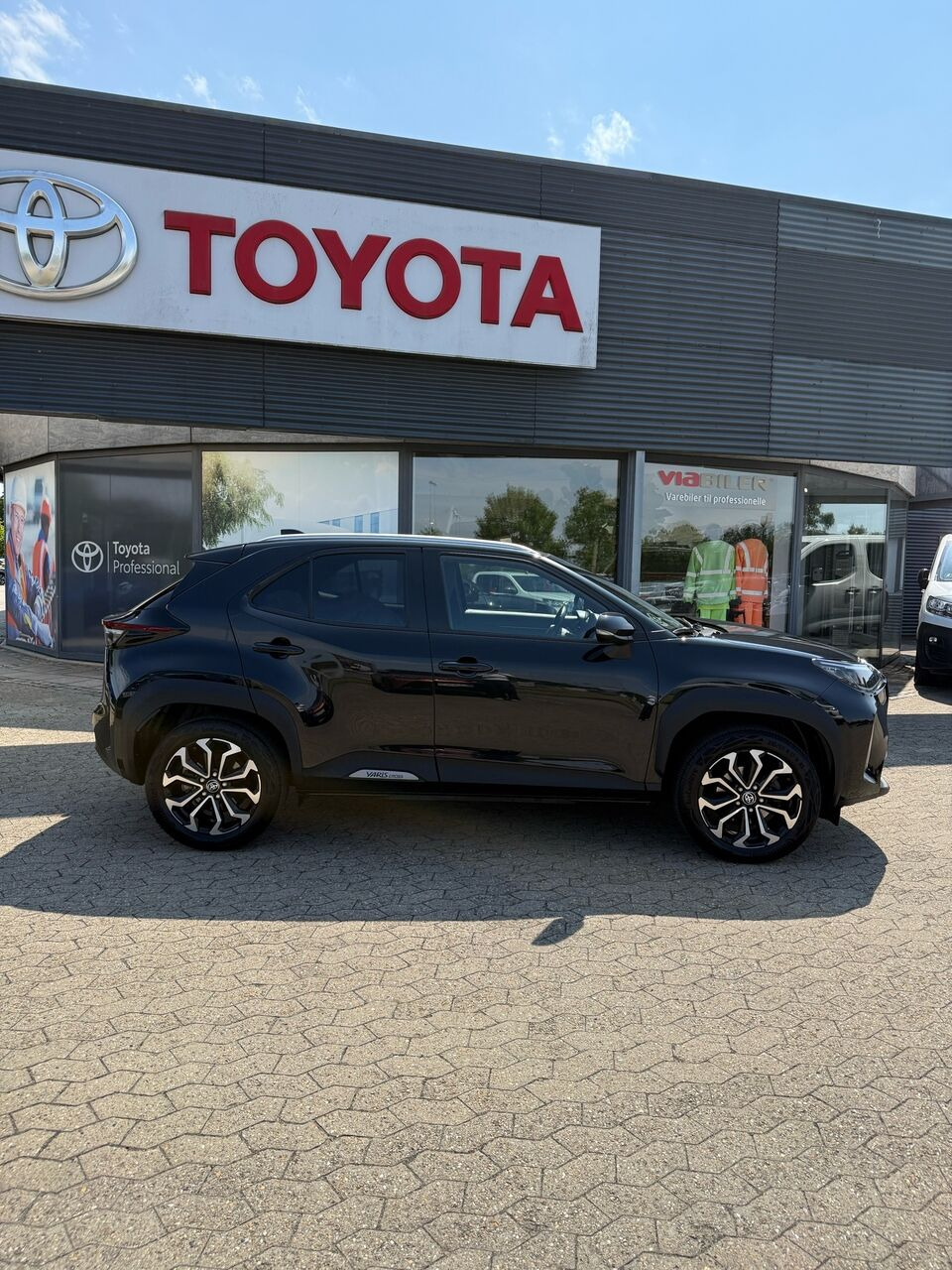 Sort Toyota Yaris Cross fra 2022