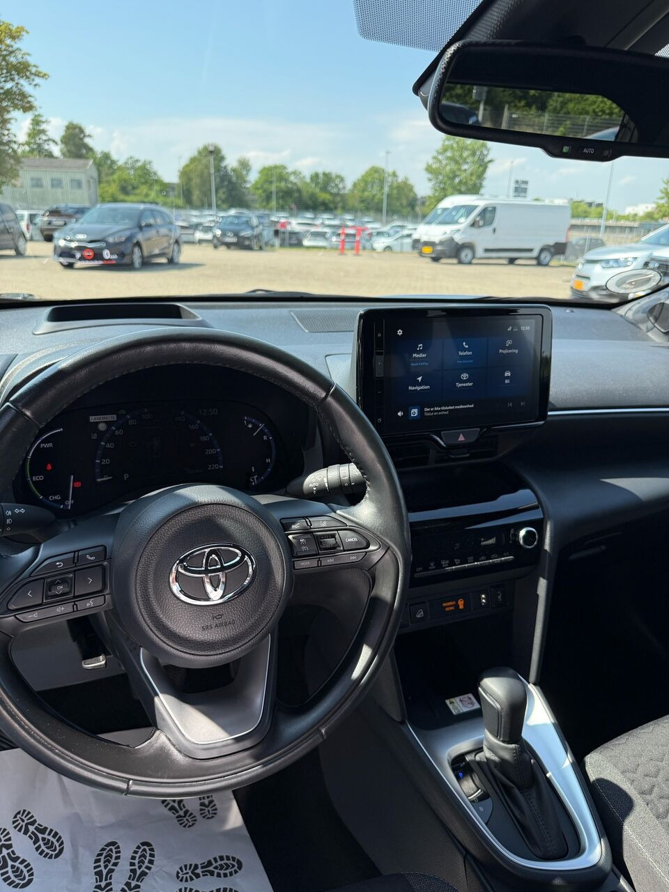 Sort Toyota Yaris Cross fra 2022