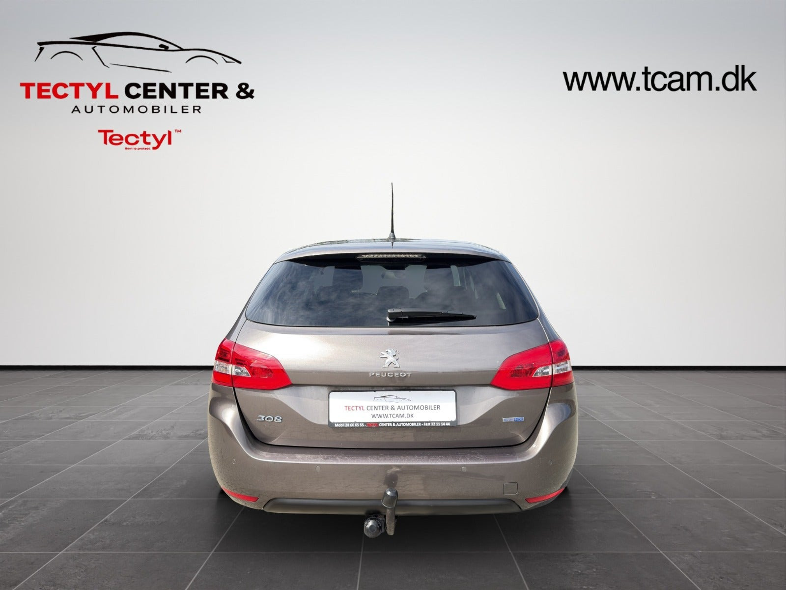 Brun Peugeot 308 fra 2016