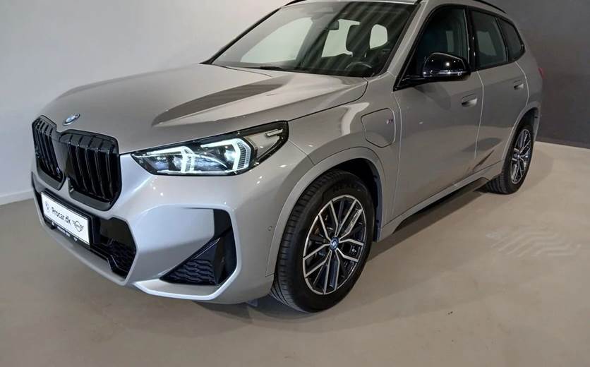 BMW iX1 eDrive20 M-Sport Premium