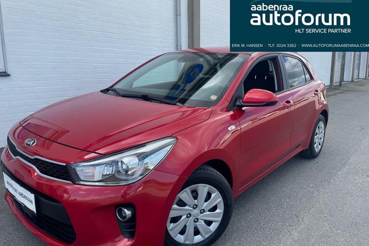 Rød Kia Rio fra 2019