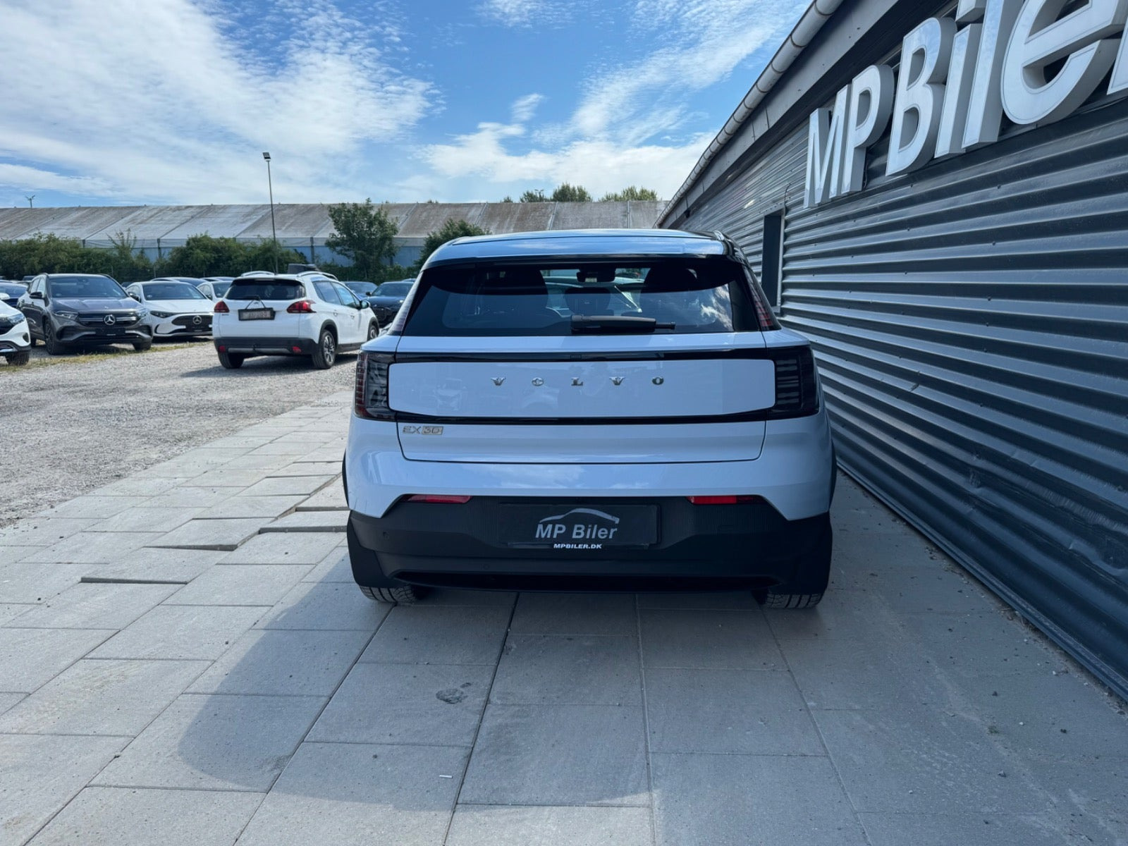 Blå Volvo EX30 fra 2025