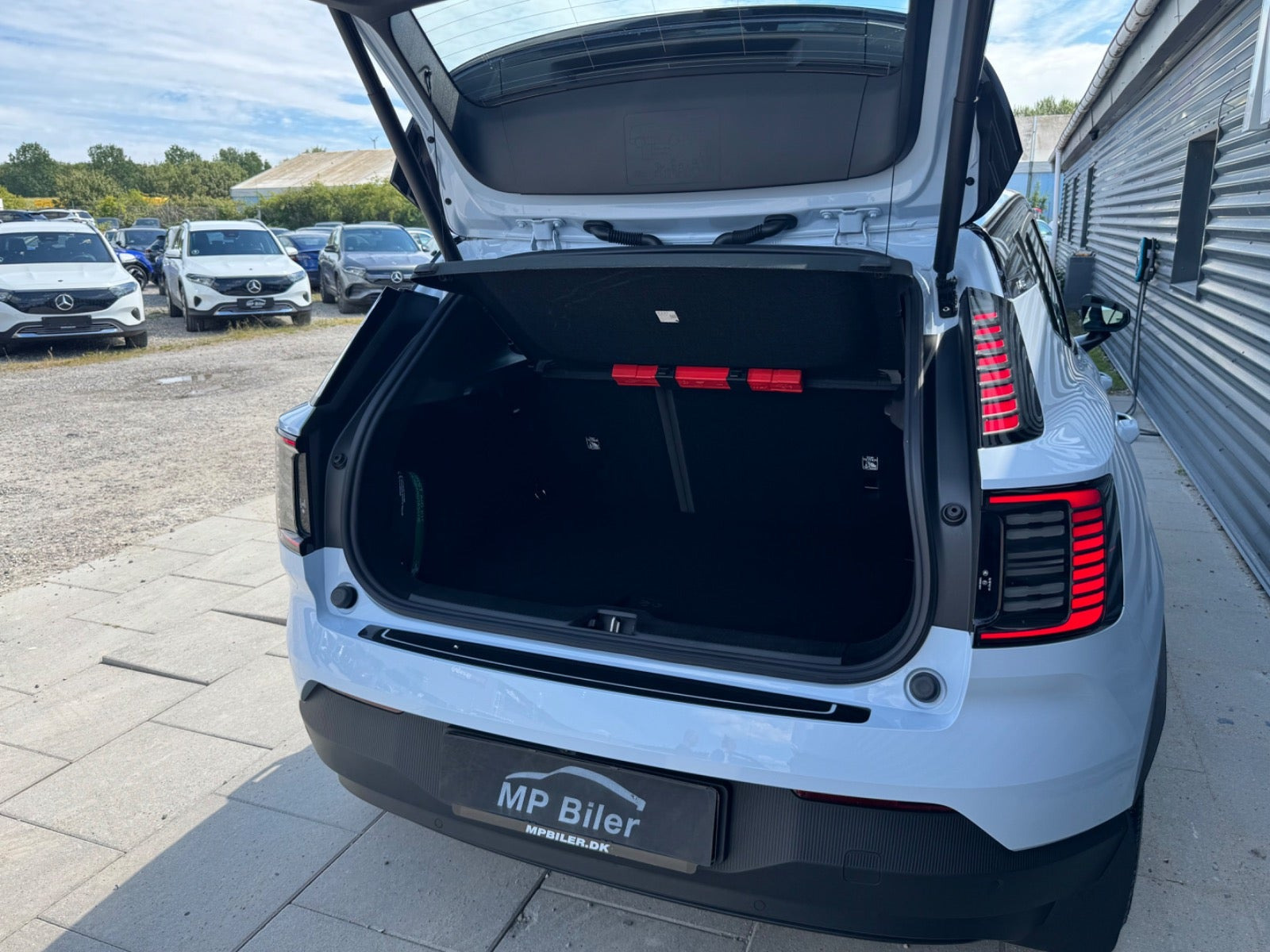 Blå Volvo EX30 fra 2025