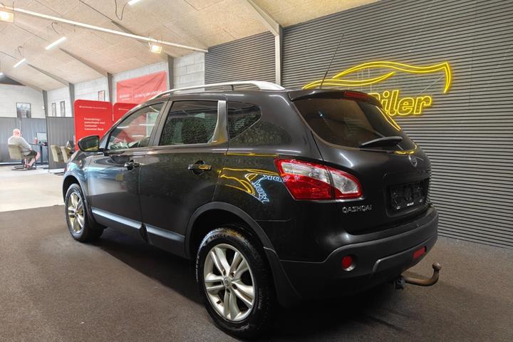 undefined Nissan Qashqai fra 2010