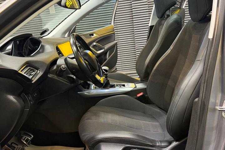 undefined Peugeot 308 fra 2018