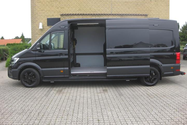 Sort VW Crafter 35 fra 2025
