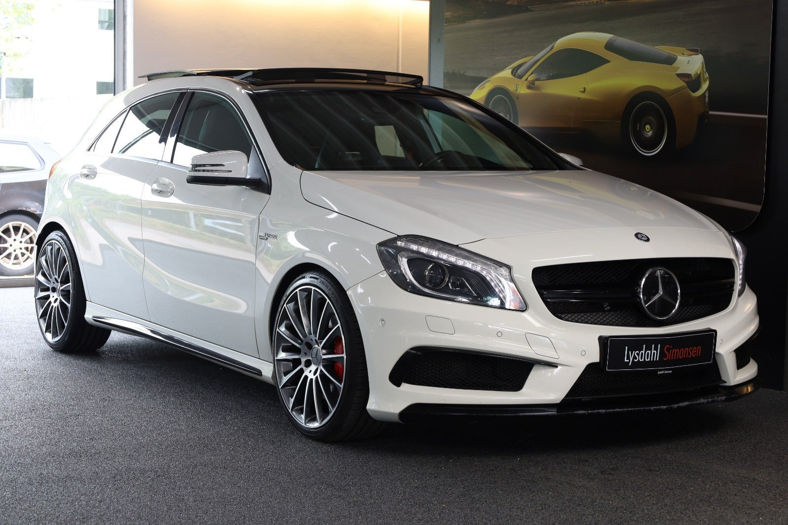 Mercedes A45 2,0 AMG aut. 4Matic