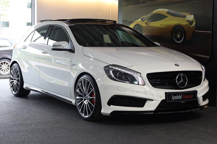 undefined Mercedes A45 fra 2013 set udefra