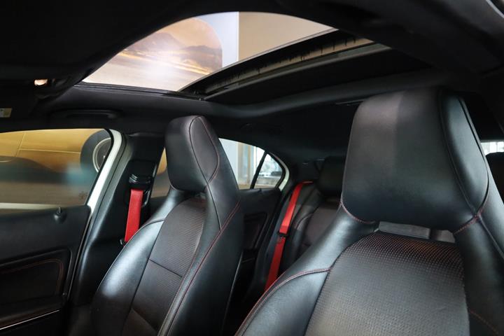 undefined Mercedes A45 fra 2013