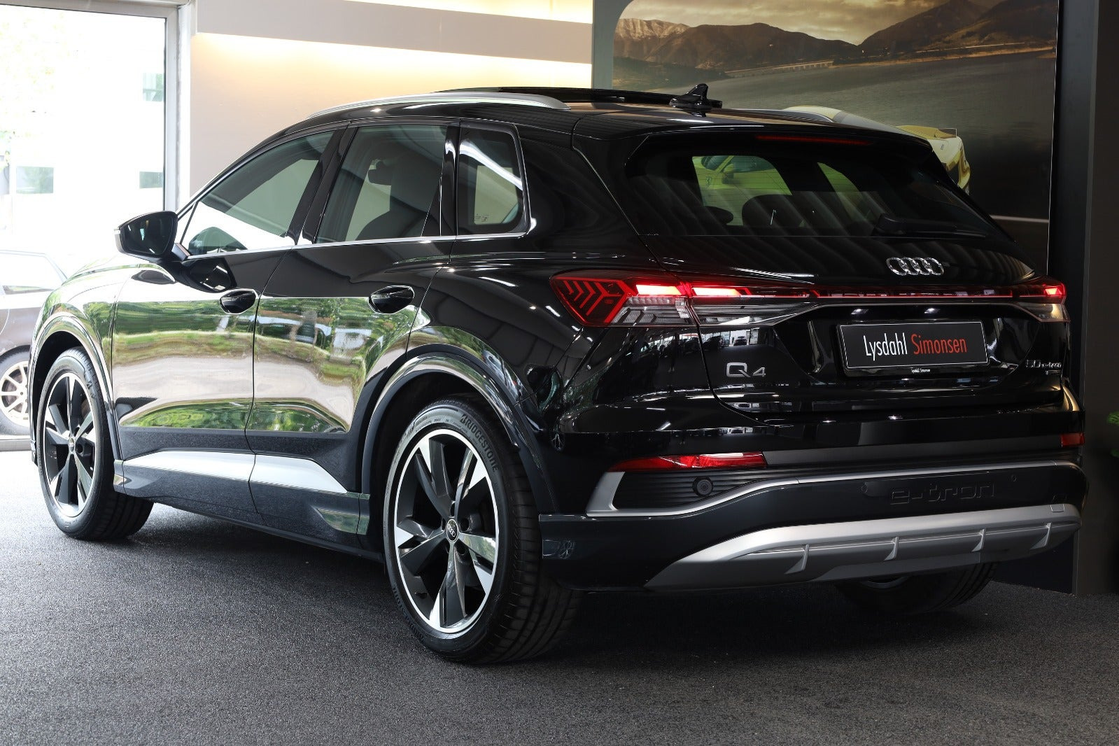 Sort Audi Q4 e-tron fra 2022