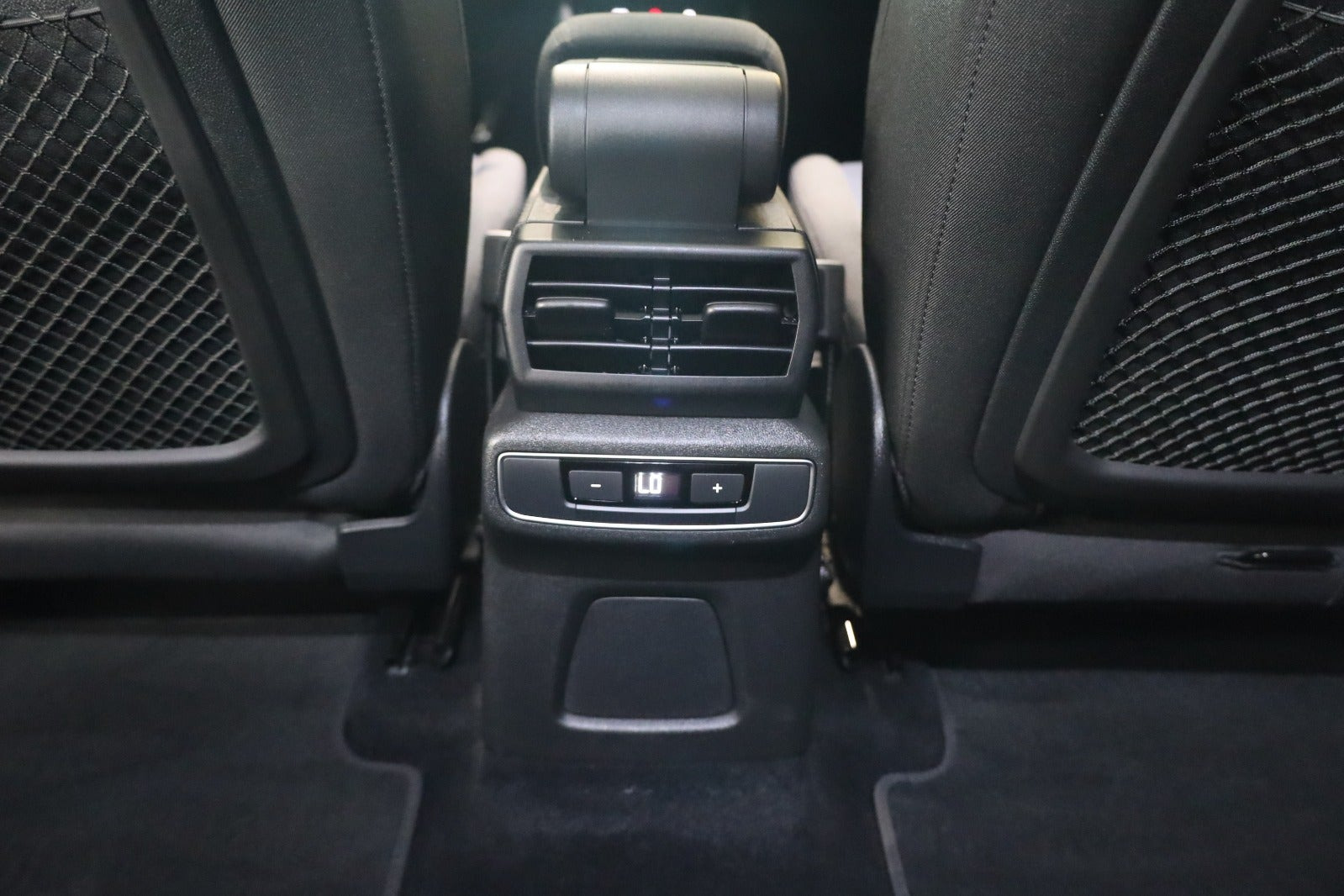 Sort Audi Q4 e-tron fra 2022