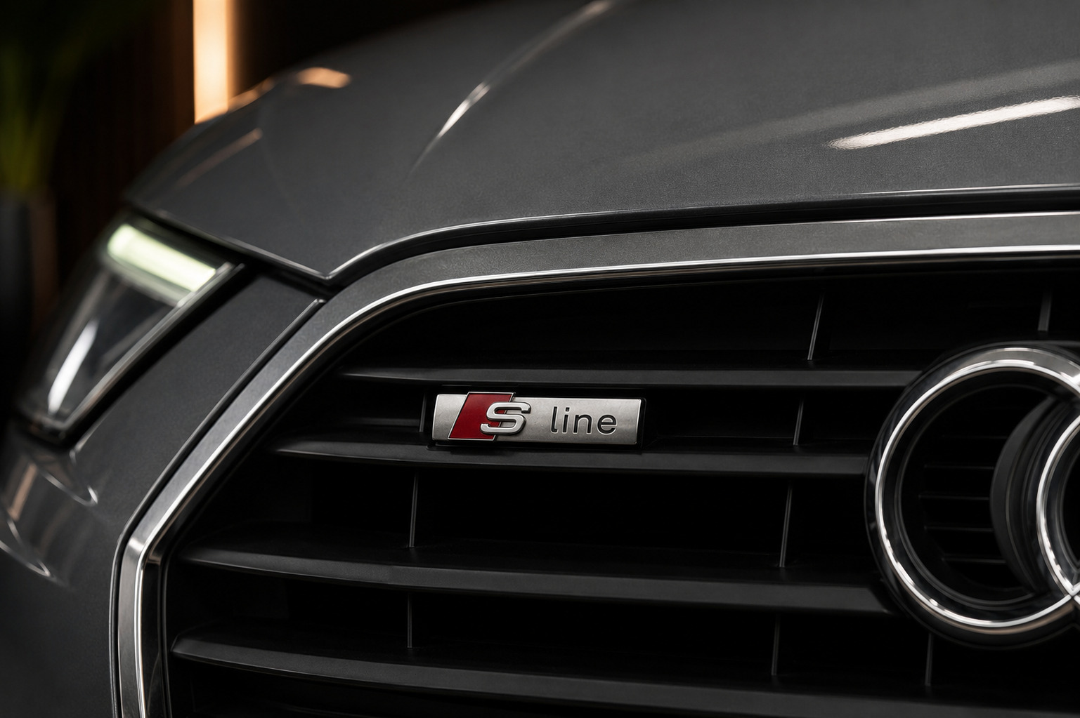 Grå Audi A3 fra 2019