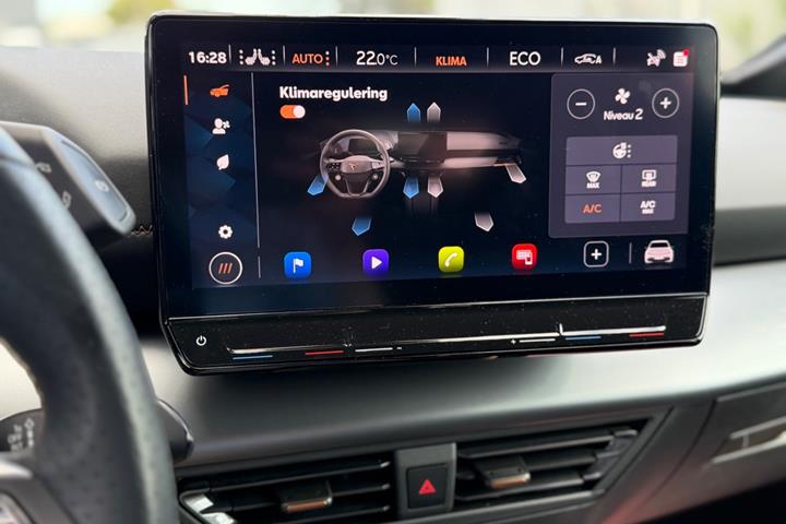 Blå Cupra Born fra 2024