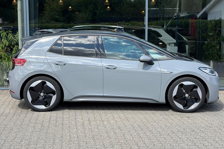 Grå VW ID.3 fra 2022