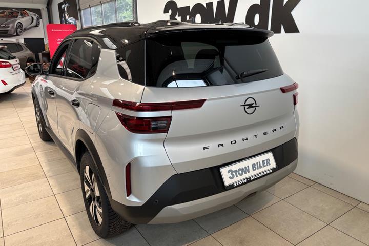 Sølv Opel Frontera fra 2025