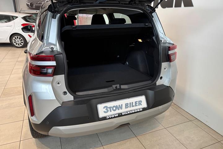 Sølv Opel Frontera fra 2025