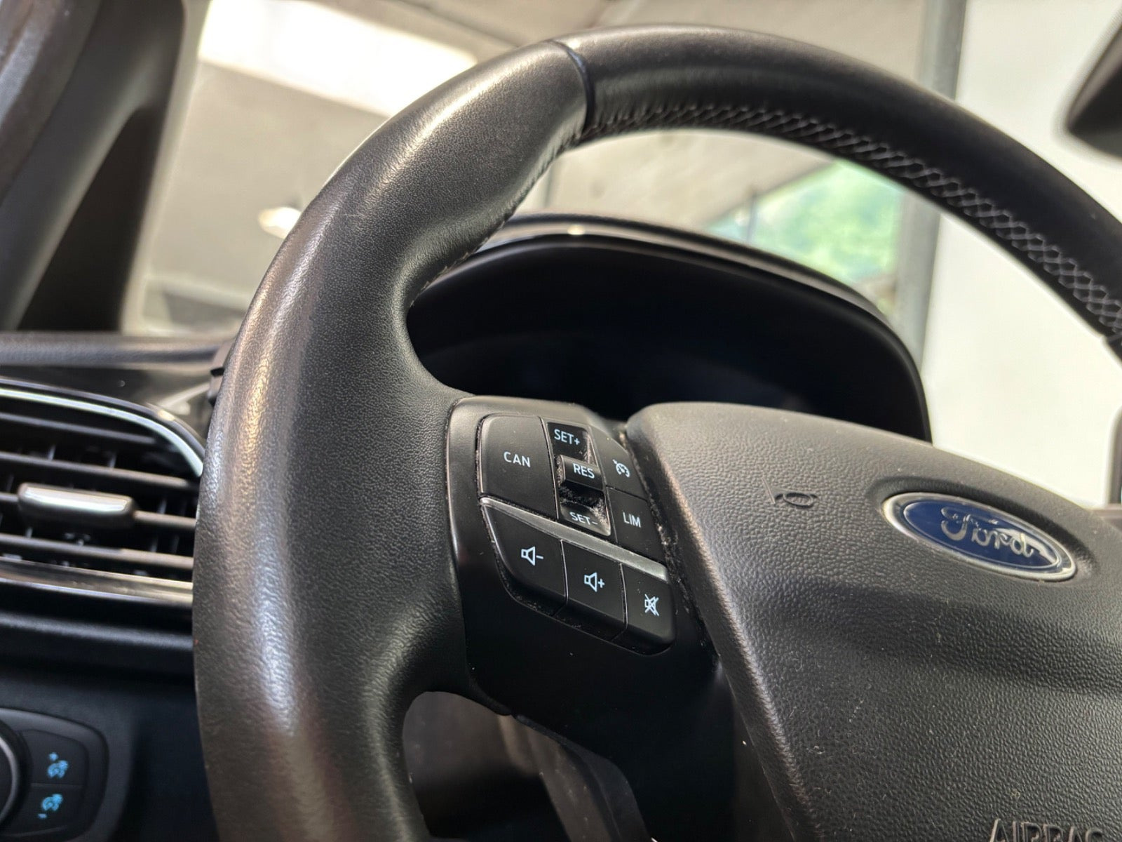 Hvid Ford Fiesta fra 2020