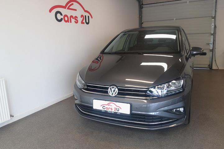 Grå VW Golf Sportsvan fra 2019