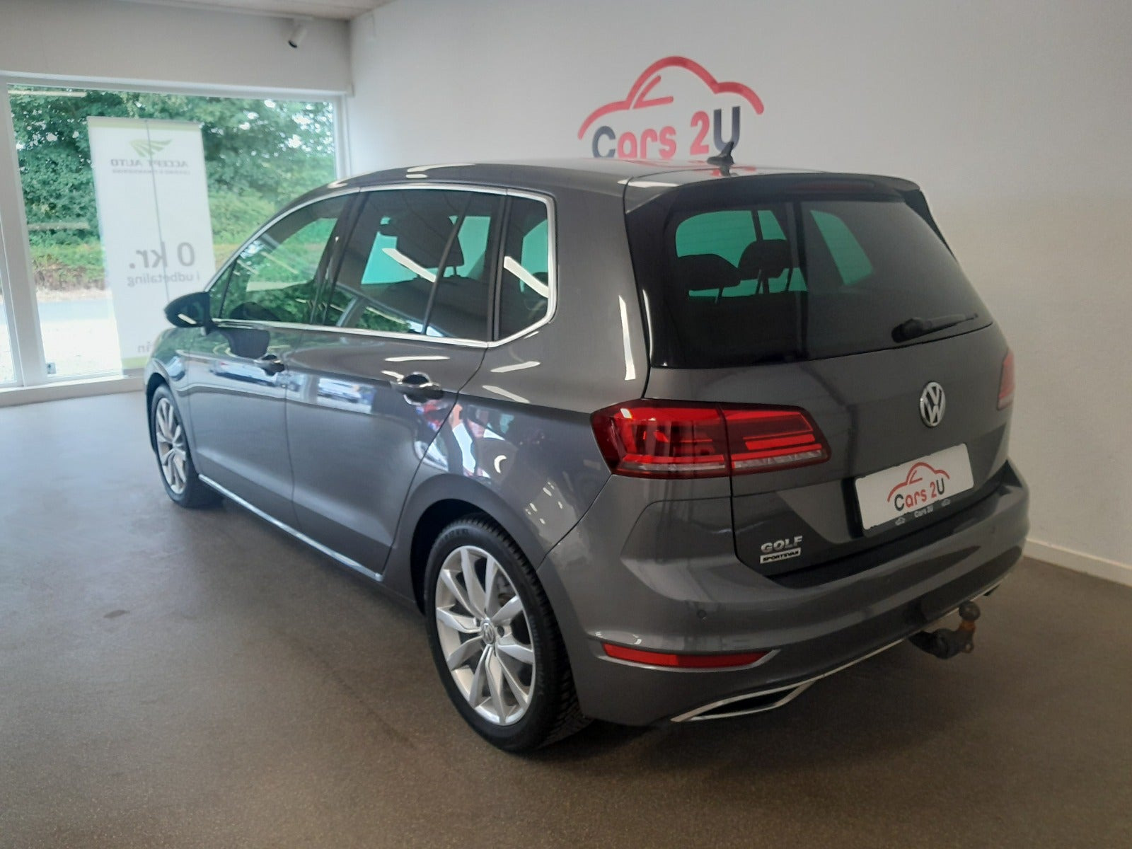 Grå VW Golf Sportsvan fra 2019