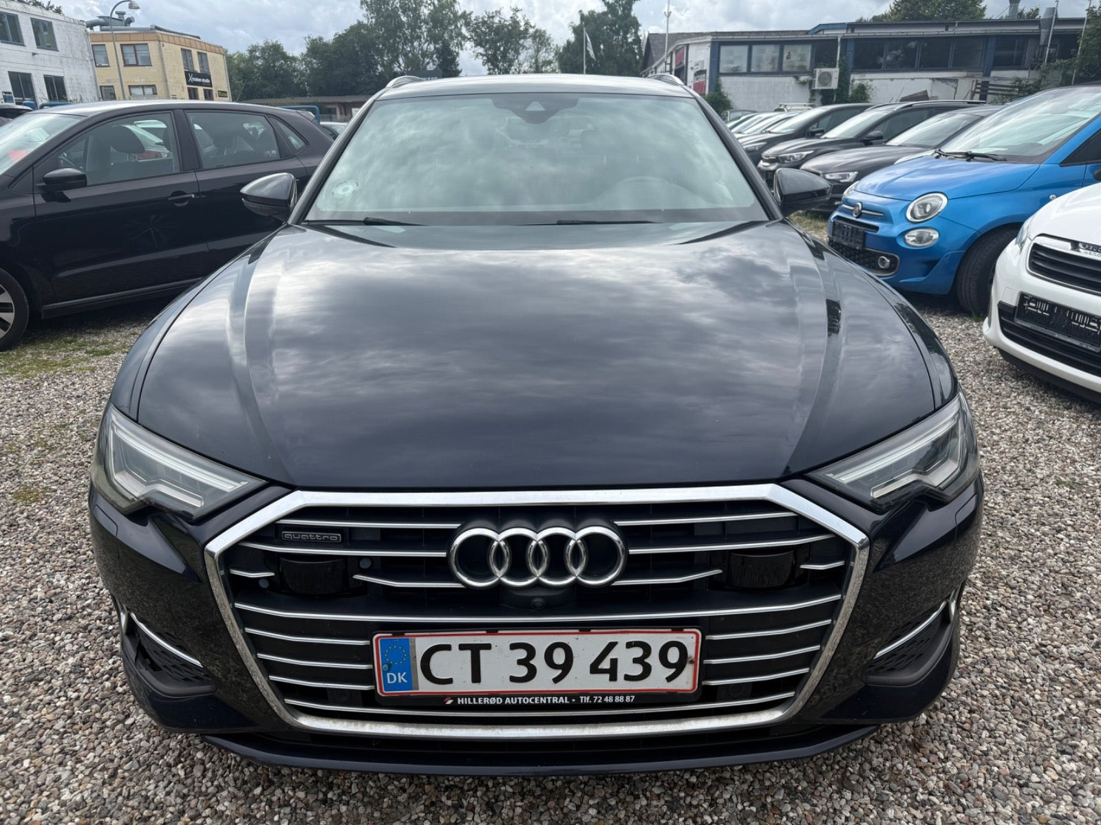 Blå Audi A6 fra 2019