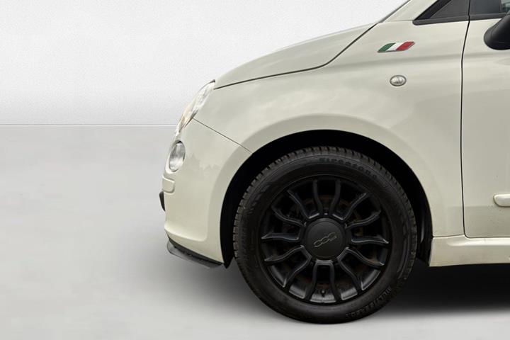 Grøn Fiat 500C fra 2012