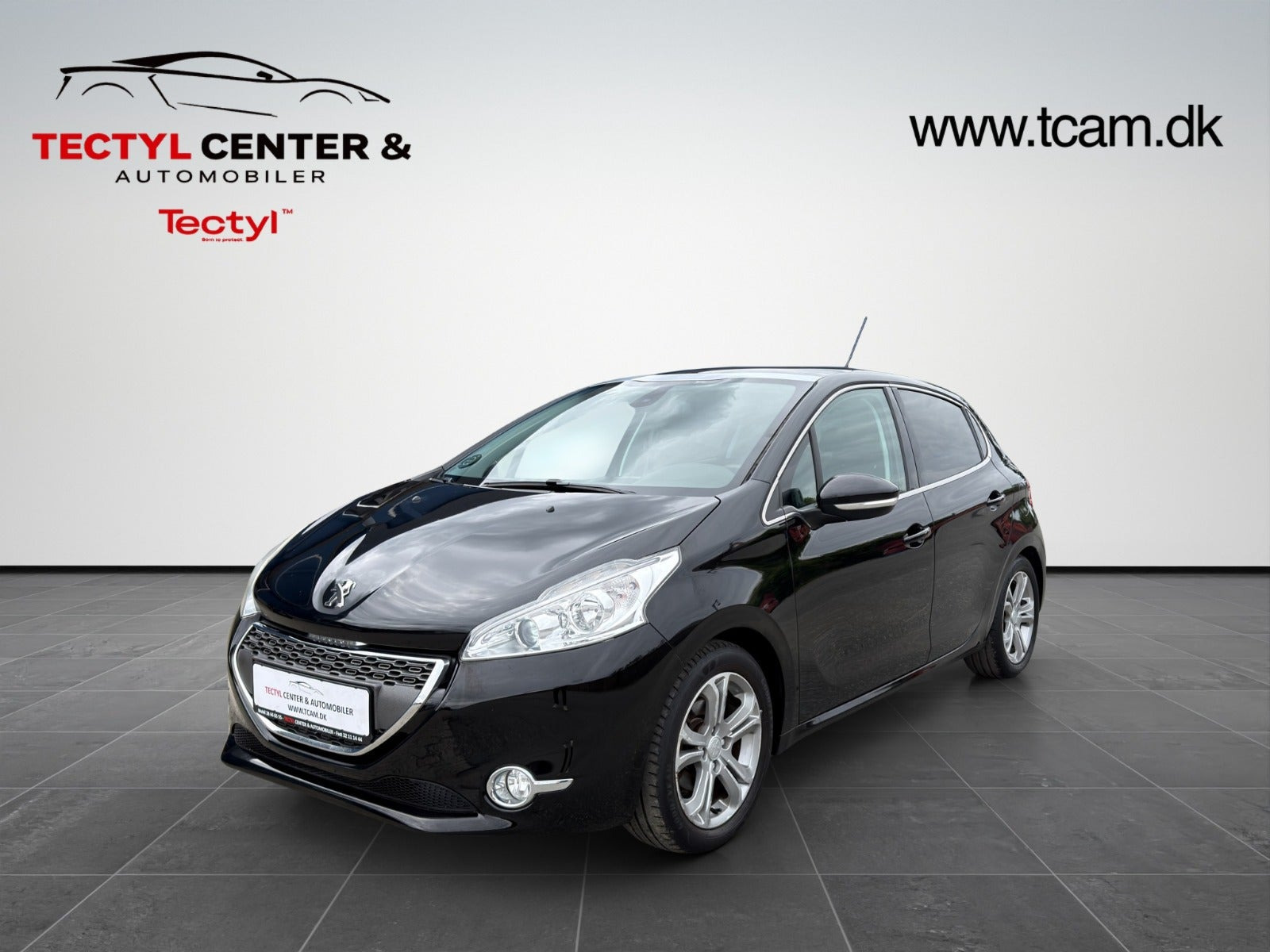 Sort Peugeot 208 fra 2013