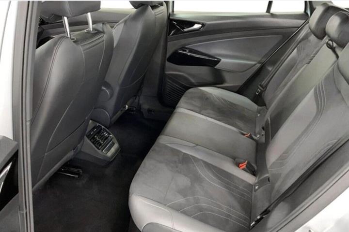 Sølv VW ID.4 fra 2023