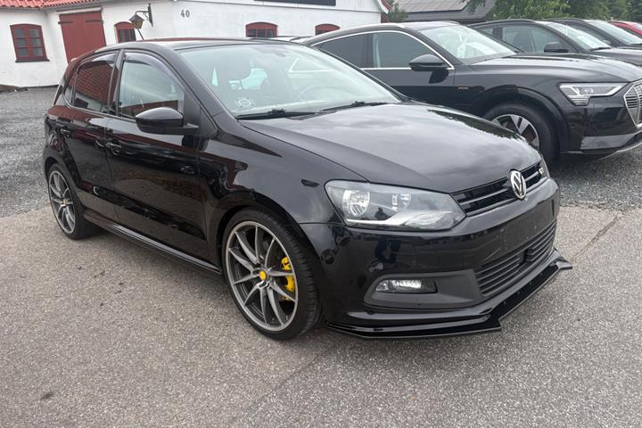 Sort VW Polo fra 2017