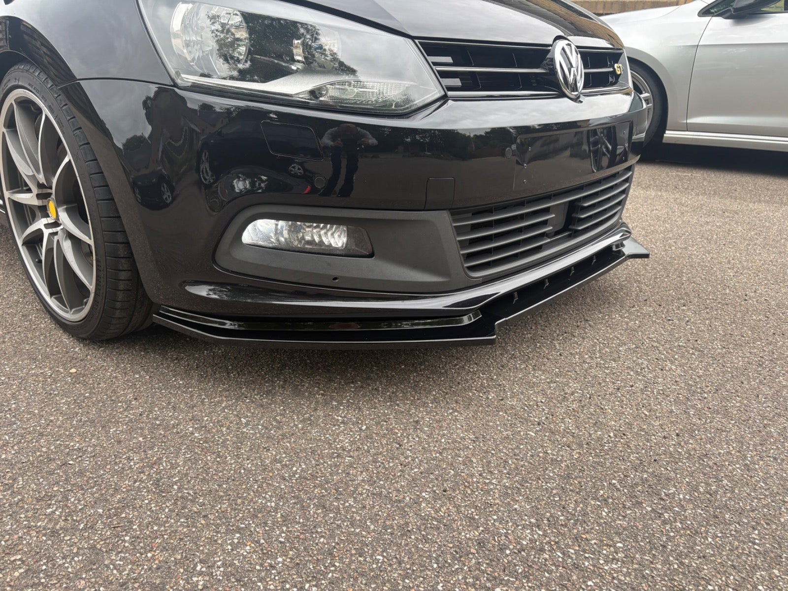 Sort VW Polo fra 2017