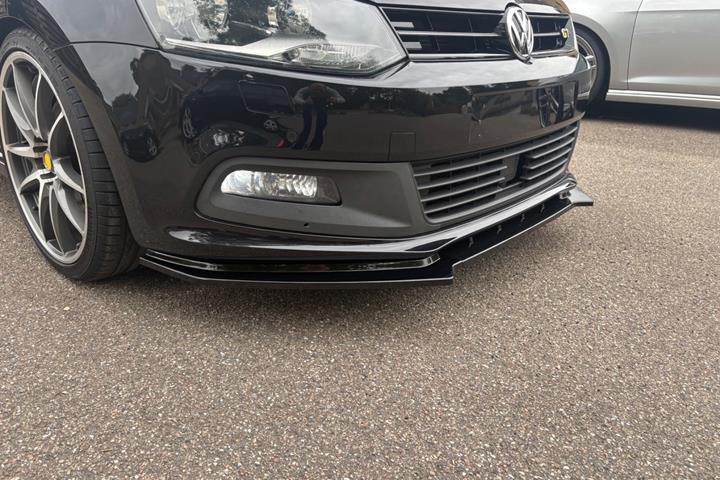 Sort VW Polo fra 2017